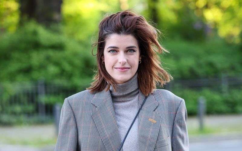 Im Interview spricht Schauspielerin Marie Nasemann darüber, was es braucht, damit ein Patchworkleben funktionieren kann. Die gebürtige Münchnerin ist seit letztem Jahr getrennt.