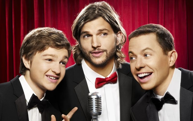 Eineinhalb Männer und der Neue: Ashton Kutcher zwischen Angus T. Jones (links) und Jon Cryer.
