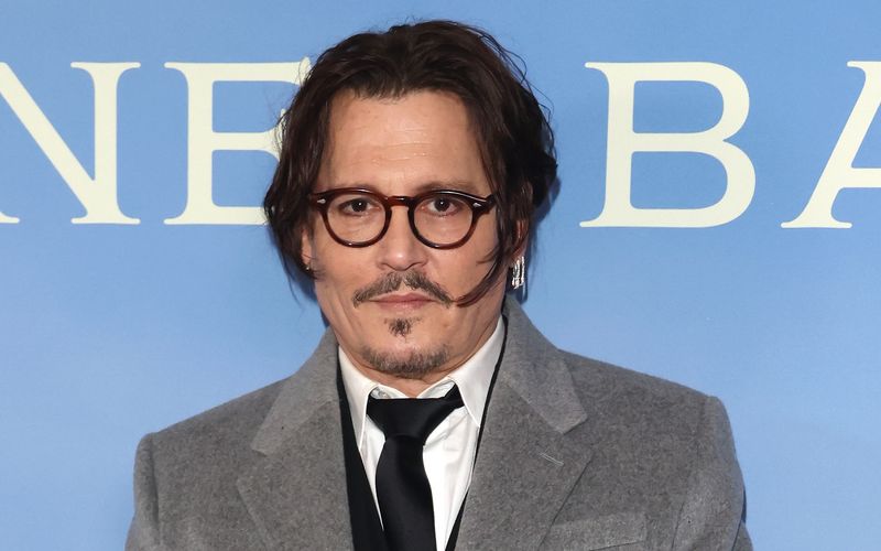 Auch Johnny Depp war nicht von Anfang an Schauspieler, vor seinem Durchbruch verkaufte er am Televon Kugelschreiber.