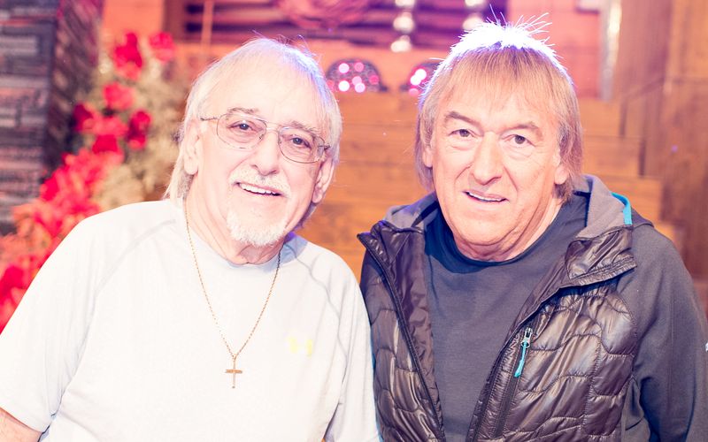 Karl-Heinz (links) und Bernd Ulrich bilden seit 55 Jahren das Schlagerduo Die Amigos.