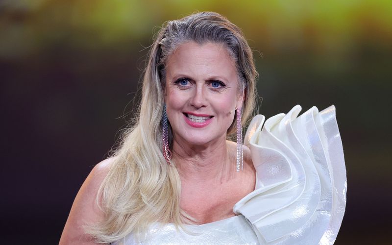 Barbara Schöneberger ließ in ihrem Podcast keine Zweifel daran, wie wichtig ihr Körperkontakt ist.