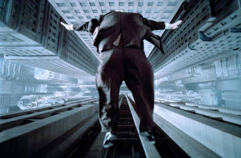 Gesellschaftskritik und Groteske zugleich: Mit "Hudsucker - Der große Sprung" (1994) gelang den Coen-Brüdern eine aberwitzige Persiflage über den vermeintlichen American Dream.