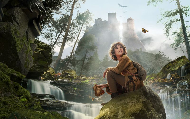 40 Jahre nach dem Originalfilm lief im ARD-Weihnachtsprogramm 2024 eine neue Fassung von "Ronja Räubertochter" - diesmal in Serienform. Nun wird die erste Staffel wiederholt. 