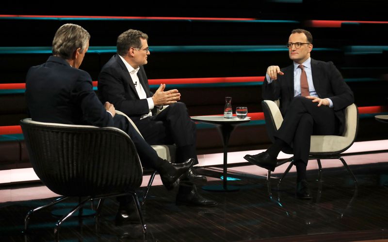 Jens Spahn (rechts) ließ kein gutes Haar am Kanzler.