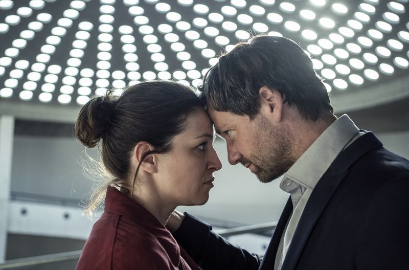 Herausfordernder kann Polizeiarbeit kaum sein: Katharina Tempel (Franziska Hartmann) ermittelt gegen ihren eigenen Mann Volker (Florian Stetter).