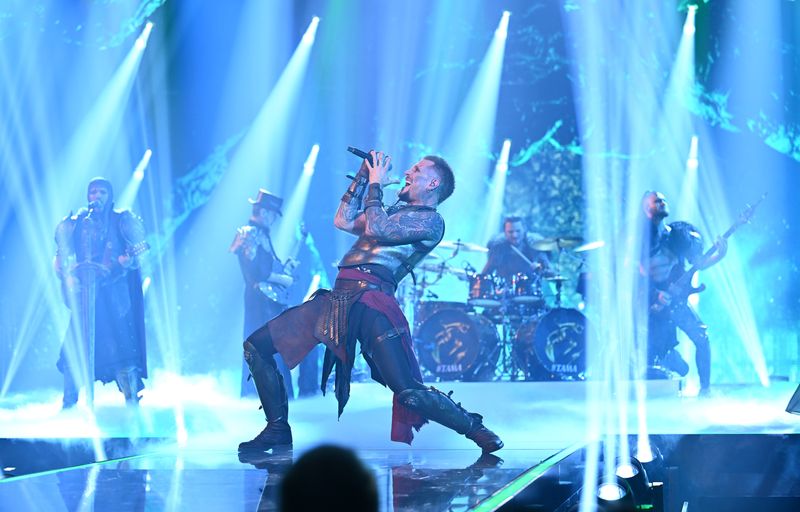 Zu Unrecht ausgeschieden? Fans der Mittelalter-Rockband Feuerschwanz denken, dass dem so ist.
