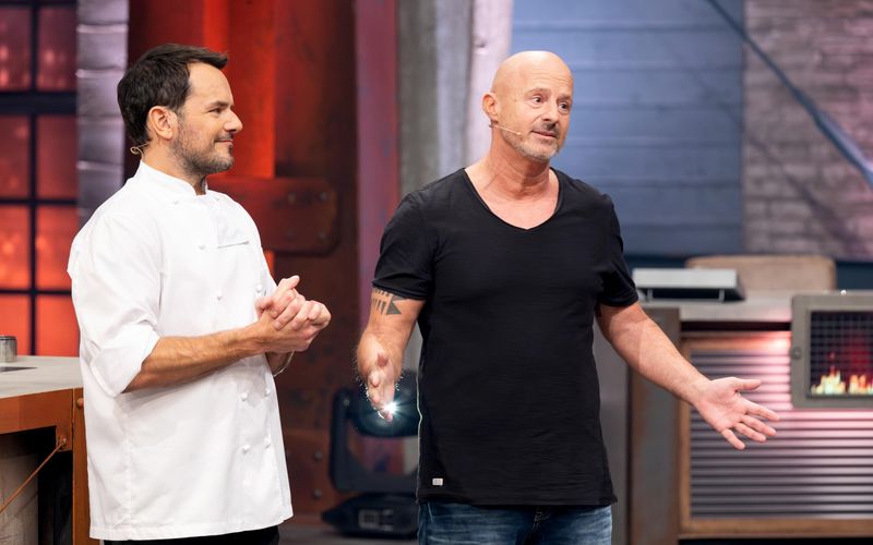 "Das besorgt mich." Detlef Steves, im "Pärchen-Special" Grillpartner von Steffen Hessler, betrieb bei "Grill den Henssler" Kollegenschelte und kritisierte Reality-Kollegen.