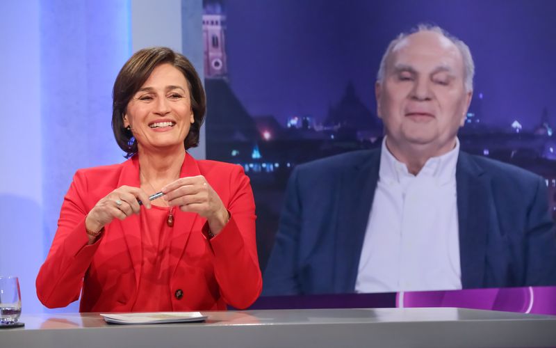 Zugeschaltet bei Sandra Maischberger sprach Uli Hoeneß über die sich gerade formierende Bundesregierung und die USA.