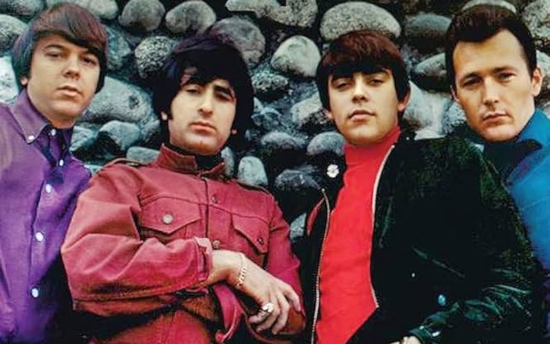 The Standells hatten 1966 mit "Dirty Water" einen großen Hit. Nun ist Gründungsmitglied Larry Tamblyn (links) verstorben.