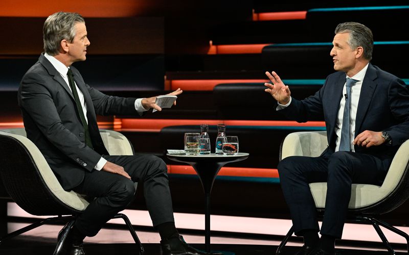 CDU-Politiker Thorsten Frei (rechts) musste sich einen harten Vorwurf von ZDF-Moderator Markus Lanz gefallen lassen.