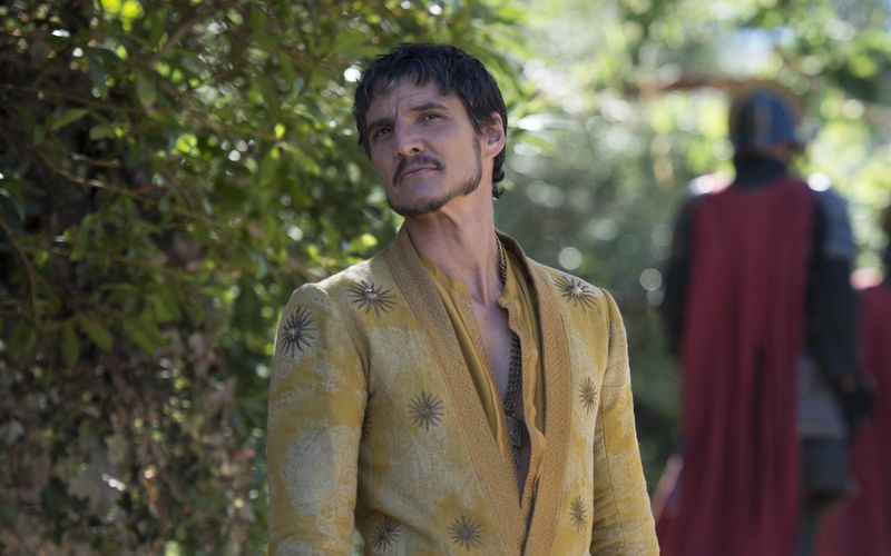 Eine kleine Rolle in einer großen Serie verschaffte Pedro Pascal den endgültigen Durchbruch. In der vierten Staffel von "Game of Thrones" spielte er den dornischen Prinzen Oberyn Martell, dessen Leben bei einem Kampf gegen Gregor Clegane ein grausames Ende findet. Der Hüne zerquetschte mit seinen bloßen Händen Oberyns Schädel. Er werde "nie wieder auf so schreckliche Weise sterben", sagte Pascal später zu der denkwürdigen Szene.