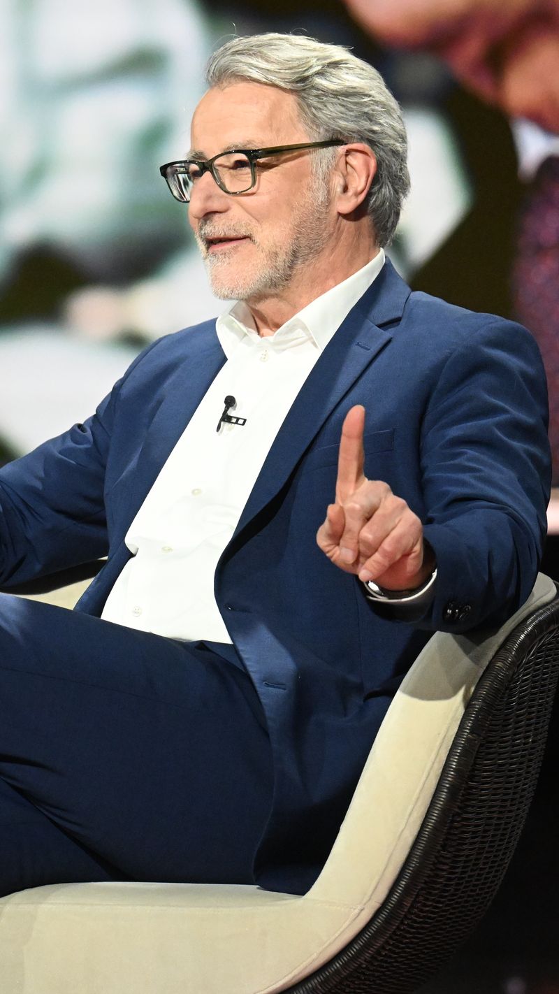 Demokratieforscher Wolfgang Merkel zweifelte bei "Markus Lanz" an der Glaubwürdigkeit des designierten Bundeskanzlers Friedrich Merz.