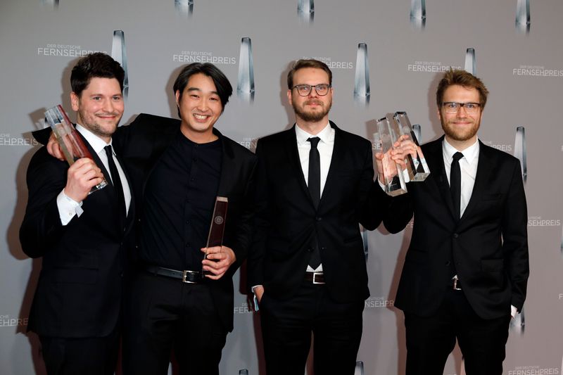 2017 war die Welt für Simon Krätschmer, Daniel Budiman, Etienne Gardé und Nils Bomhoff (von links) noch in Ordnung. Damals gewann man für "Game Two" den Deutschen Fernsehpreis. Doch in der jüngsten Vergangenheit gab es unter den Rocket-Beans-Gründern Verwerfungen. 