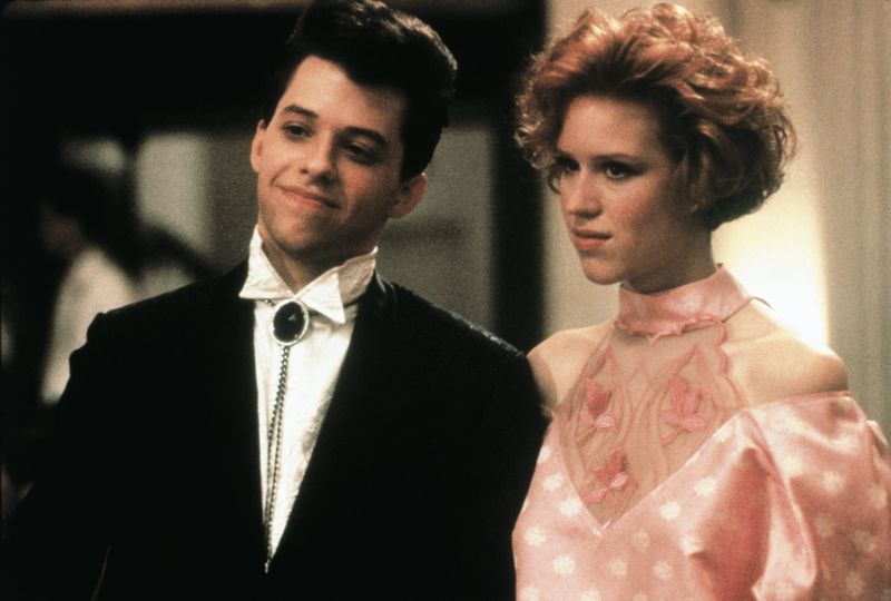 Angefangen haben die meisten von ihnen ganz unten - und wurden schließlich zu den meist umschwärmten Teenie-Stars der 80er-Jahre. Wie Molly Ringwald und Jon Cryer (Bild aus "Pretty in Pink"), der am 16. April nun bereits seinen 60. Geburtstag feiert. Was aus ihnen und all den anderen Jungstars von damals wurde, verrät die Galerie. 