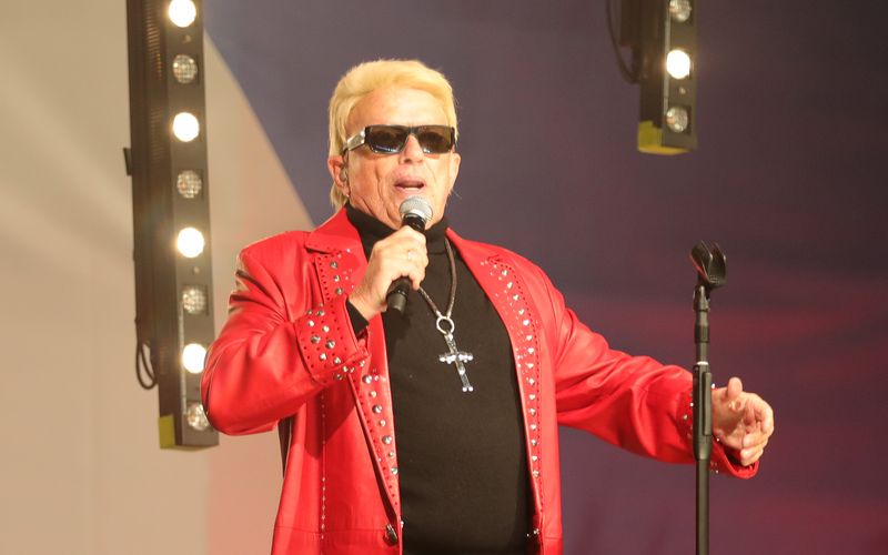 Gibt mal wieder gekonnt den Provokateur: Heino feiert mit einer neuen Single das "Gläschen am Morgen".
