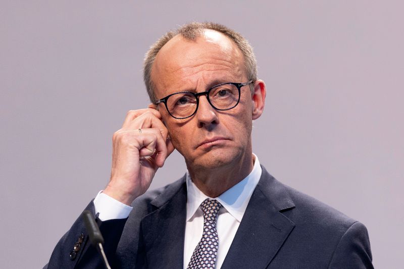 Im ZDF-Politbarometer sprach lediglich eine Minderheit der Befragten der kommenden Bundesregierung um den designierten Kanzler Friedrich Merz das Vertrauen aus.