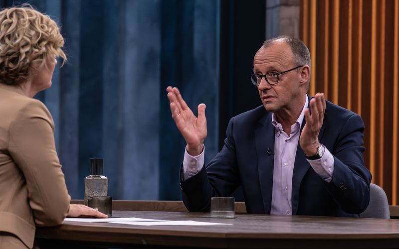 Angesichts der vielen Krisen im Inland und weltweit konstatierte Friedrich Merz: "Ich weiß, dass ich vor einer riesigen Aufgabe stehe." 