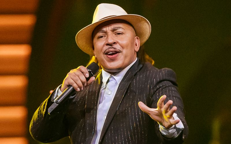 Auch David Balemezi entschied sich, einen Künstlernamen anzunehmen: "Mambo No. 5"-Star Lou Bega, Sohn eines Uganders und einer Italienerin, machte seinen zweiten Vornamen (Lubega) zu seinem Pseudonym.