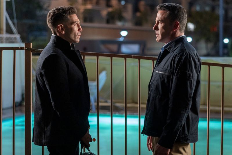 In "The Accountant 2" spielt Ben Affleck (im Bild rechts) einmal mehr den autistischen, mathematisch begabten wie auch kampferprobten  Buchprüfer Christian Wolff, der nun gegen einen Menschenhändlerring operiert. Unterstützt wird er dabei von seinem Bruder Braxton (Jon Bernthal), ebenso brillant und ebenso soziopathisch. Regie beim Action-Thriller führte erneut Gavin O'Connor.