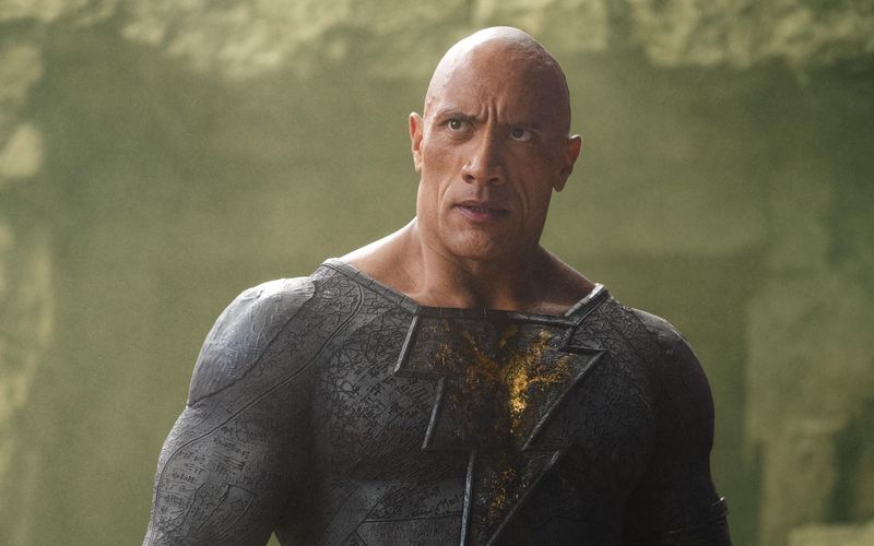 Ohne sein strahlendes Lächeln ganz schön ungemütlich: Dwayne "The Rock" Johnson ist "Black Adam". 