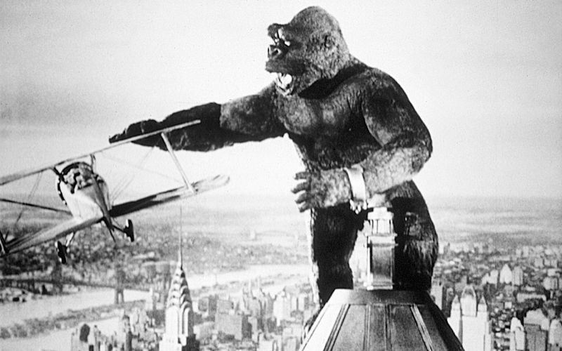 King Kong auf dem Empire State Building - eines der ikonischsten Bilder der Filmgeschichte. Eine neue ARTE-Dokumentation erzählt nun von der abenteuerlichen Entstehung des Kino-Meilensteins von 1933.