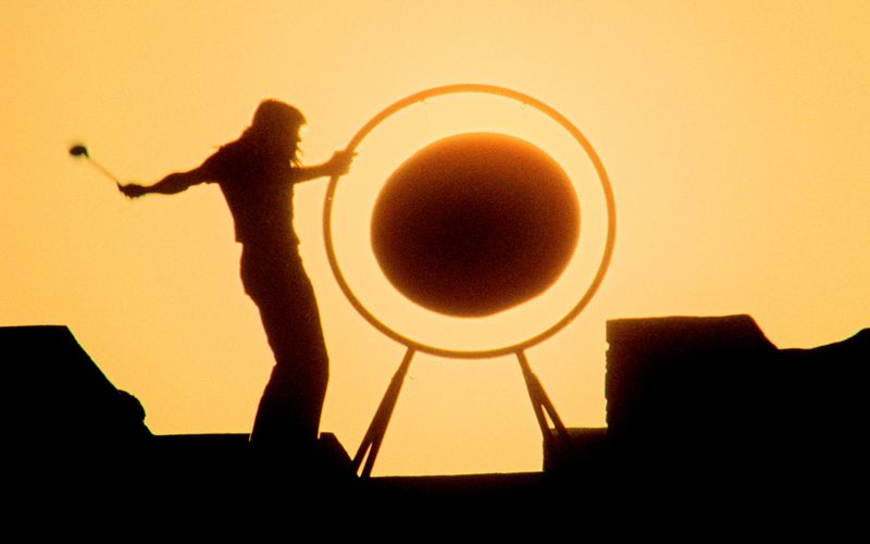 Spektakuläre Bilder in 4K-Auflösung. Seit Kurzem läuft eine aufwendig restaurierte Neufassung des Pink-Floyd-Konzertfilms "Live At Pompeii" im Kino. Begleitend wurde auch das dazugehörige Live-Album neu aufgelegt.