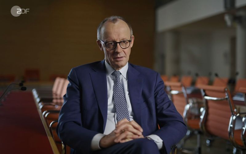 Friedrich Merz sagt im ZDF über seine Schulden-Wende: "Ich persönlich bezahle das mit einem erheblichen Verlust auch an Glaubwürdigkeit."