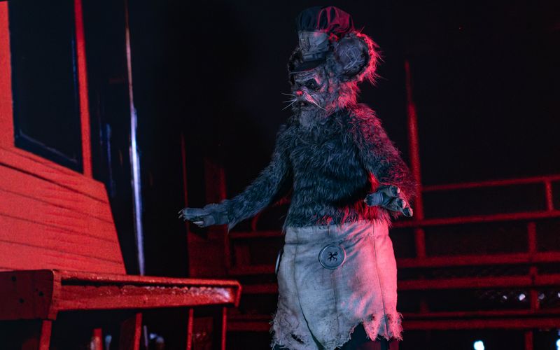 David Howard Thornton, bekannt aus den "Terrifier"-Filmen, verkörpert die Horror-Version von Micky Maus. Süße Träume!