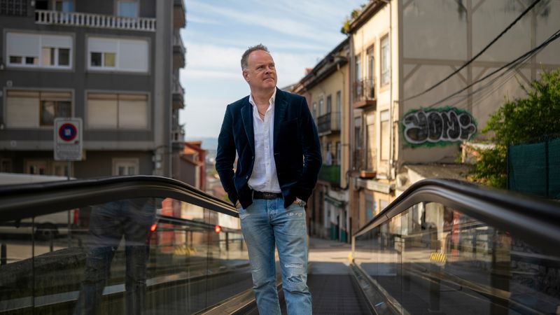 Aus Spanien bringt Christian Sievers hilfreiche Hinweise mit: "In der einst gebeutelten Stadt Santander, die jetzt als super-lebenswert gilt, sagten sie uns: Ihr Deutschen müsst mehr raus auf die Straße, eure Städte wieder in Besitz nehmen!"