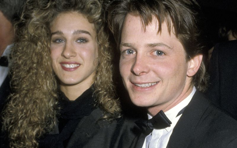 Sarah Jessica Parker ist seit über 20 Jahren mit Matthew Broderick verheiratet. Tatsächlich gab es aber auch bei in den 80er-Jahren ein prominentes Beziehungs-Vorleben: So soll sie etwa ein Jahr lang mit "Zurück in die Zukunft"-Star Michael J. Fox liiert gewesen sein. Die Galerie zeigt weitere, heute verblüffende Promi-Paare, an die sich nur die wenigsten erinnern werden ...