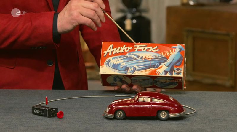 Das "Auto Fox" stammte von der Firma Gescha der Gebrüder Schmidt (Nürnberg) aus dem Jahr 1955. 