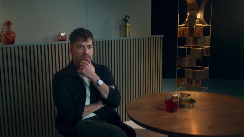 Schauspieler und Sänger Matthias Rödder wurde Opfer eines Betrügers. In der dreiteiligen Sky Original Doku-Serie "Love Scam - Die Geschichte eines unglaublichen Betrugs" spricht der Schauspieler erstmals vor der Kamera über  den Scammer Dennis W. (Name wurde von Sky geändert). 