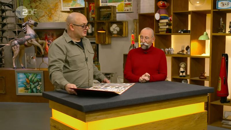 Das Objekt der Begierde machte auch Horst Lichter und den Experten Sven Deutschmanek froh: eine Präsentationsmappe für Vertriebler von Haribo.
