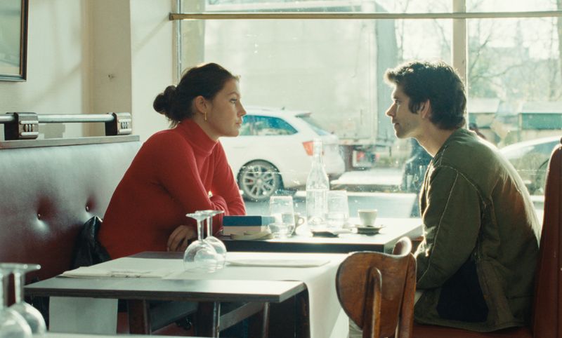 Martin (Ben Whishaw) ist eifersüchtig auf Agathe (Adèle Exarchopoulos).