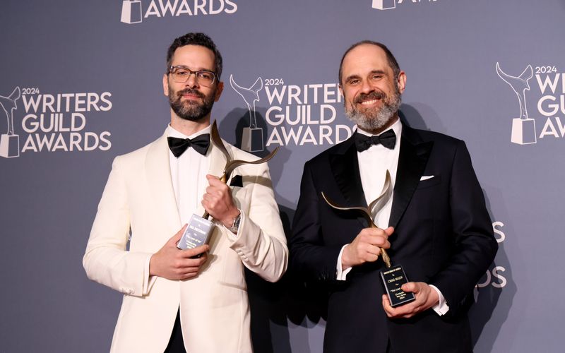 Neil Druckmann (links) und Craig Mazin sind die kreativen Köpfe hinter den Serien-Hit "The Last of Us".