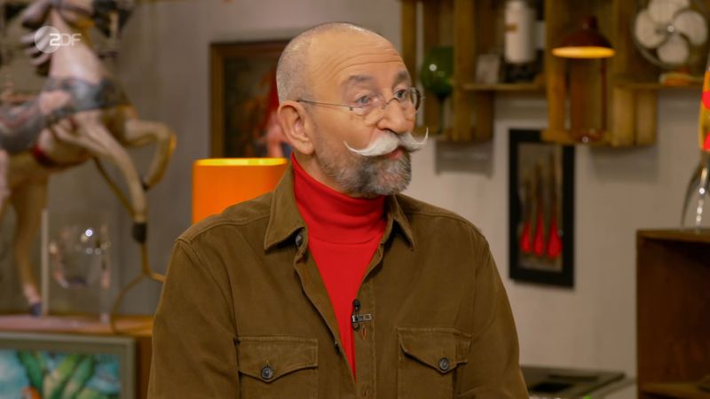 Horst Lichter tappte bezüglich eines mitgebrachten "Bares für Rares"-Objekts völlig im Dunkeln.