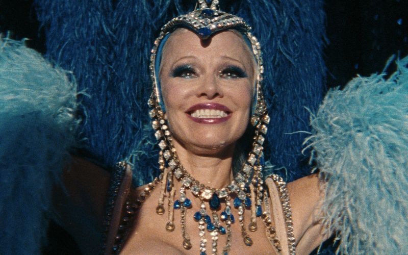 Pamela Anderson spielt in "The Last Showgirl" eine Tänzerin, die mit knapp 60 Jahren plötzlich vor dem Nichts steht.