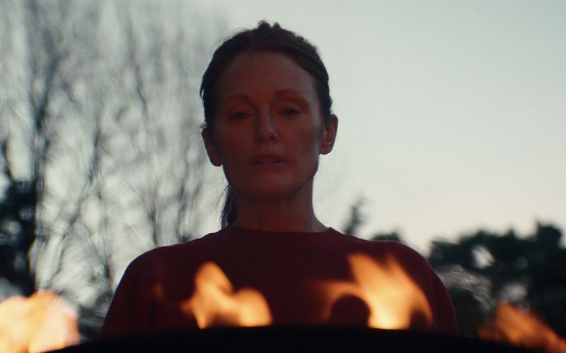Im Apple-Film "Echo Valley", einer Mischung aus Familiendrama und Thriller, spielt Oscar-Preisträgerin Julianne Moore die Mutter einer schwierigen jungen Frau (Sydney Sweeney), die in einer Notsituation über sich hinauswachsen muss.