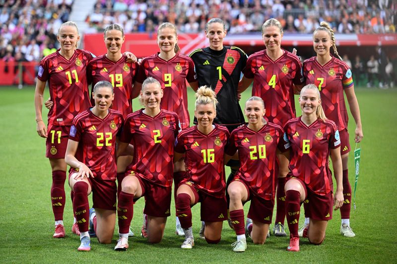 Kann Deutschland Europameister werden? In Bremen zeigten die deutschen Fußball-Frauen eine exzellete Leistung gegen die Niederlande.