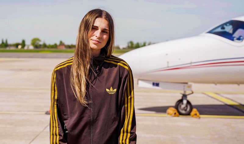 Am ersten Tag des EM-Turniers in der Schweiz - oder ab 28. Juni in der ARD-Mediathek - ist die Doku "Shootingstars - Deutschlands neue Fußballgeneration" zu sehen. Sie begleitet die Spielerinnen Jule Brand (Foto), Giulia Gwinn und Sjoeke Nüsken.