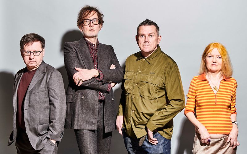 Die Britpop-Legenden Pulp haben mit "More" ihr erstes neues Album seit 24 Jahren veröffentlicht. Im Bild, von links: Mark Webber, Jarvis Cocker, Nick Banks und Candida Doyle.