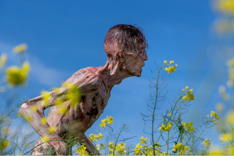 Horrorfilm, Komödie, konsumkritische Metapher - und sogar Liebesdrama: Der Zombiefilm hat viele (untote) Gesichter, wie unsere Galerie anlässlich des Kinostarts von "28 Years Later" (Bild) beweist. 