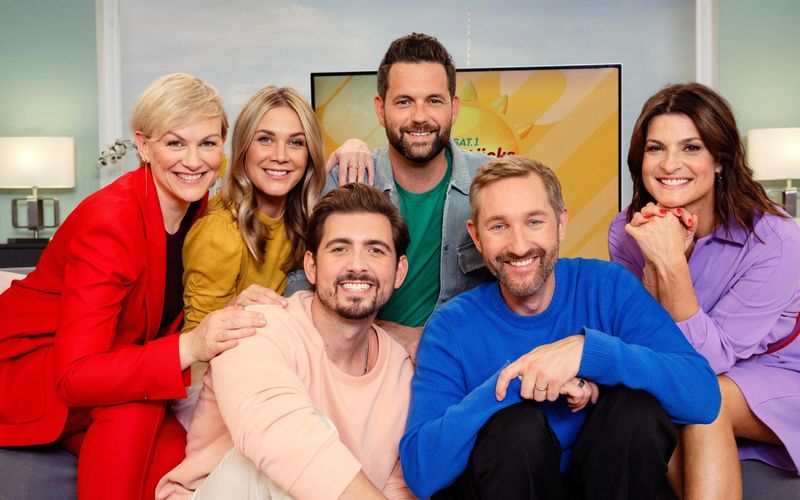 Das aktuelle Team des SAT.1-"Frühstücksfernsehens", von links: Karen Heinrichs, Alina Merkau, Christian Wackert, Matthias Killing, Daniel Boschmann und Marlene Lufen.