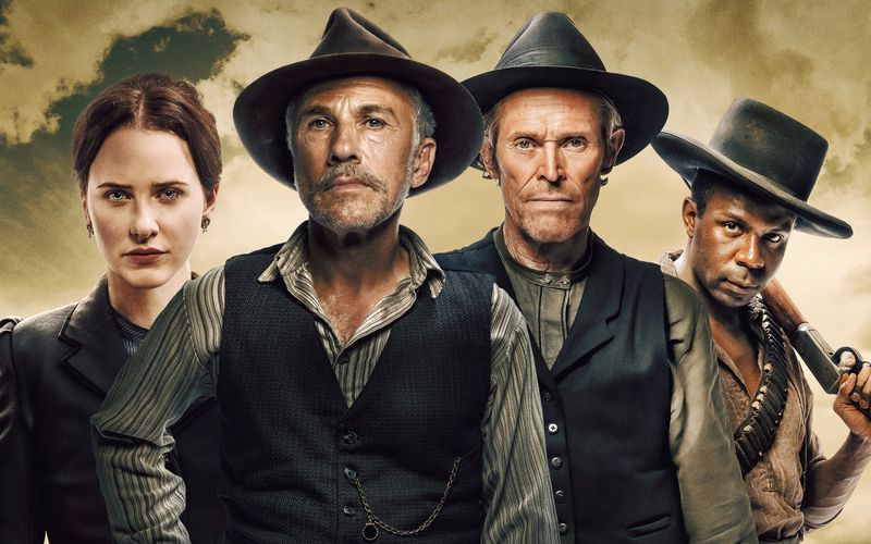Christoph Waltz (zweiter von links) spielt in "Dead for a Dollar" erneut einen Kopfgeldjäger im Wilden Westen. In weiteren tragenden Rollen dabei: Rachel Brosnahan, Willem Dafoe (dritter von links) und Brandon Scott.