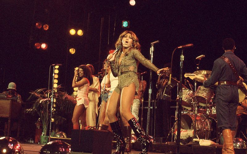Eine der größten Stimmen der Popmusikgeschichte: Ab den 60er-Jahren feierte Tina Turner immer wieder große Erfolge im Musikgeschäft.
