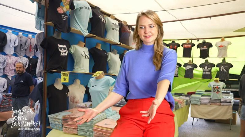 Reisepodcasterin Kira Schlender weiß Bescheid: "Erstaunlicherweise ist es erst mal nicht verboten, diese Plagiate mit nach Deutschland zu bringen." Trotzdem müsse man sich an einige Regeln halten.