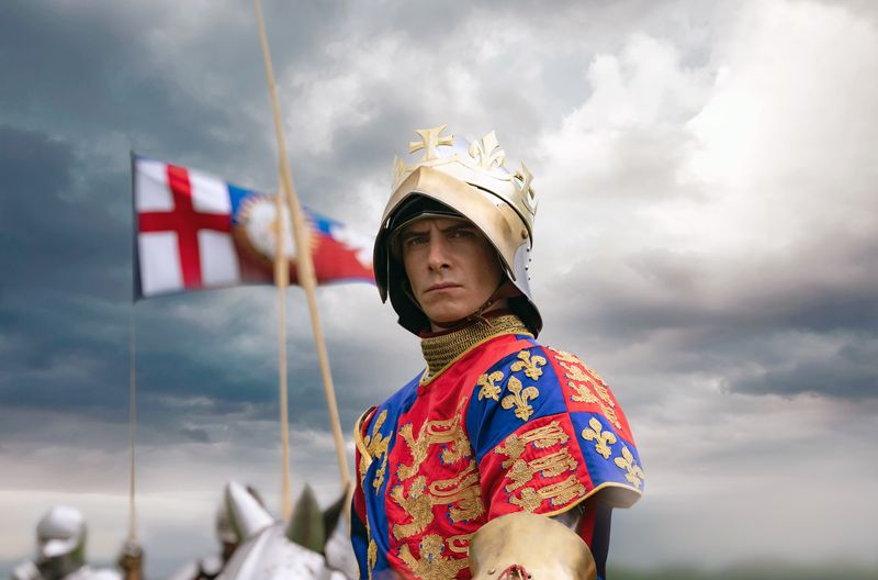 Nachdem Philippa das Stück "Richard III." mit Harry Lloyd im Theater gesehen hat, möchte sie mit seinem dadurch entstandenen schlechten Image aufräumen. Dabei erscheint ihr der König immer wieder.