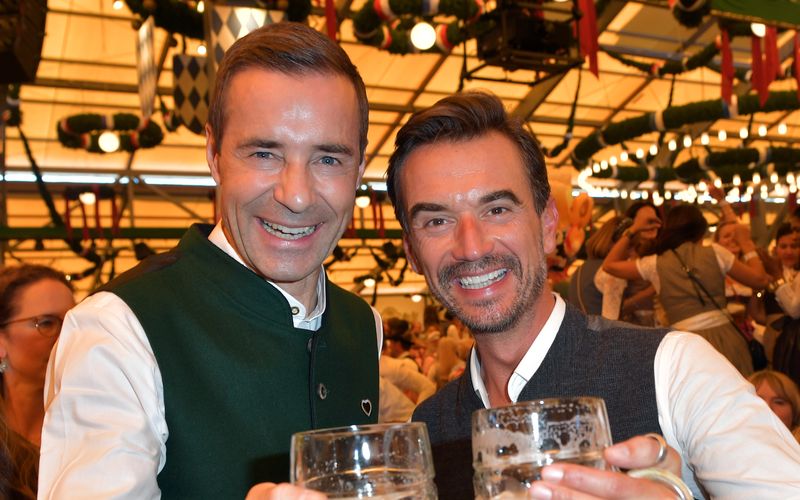 Beim Oktoberfest sind sich Kai Pflaume (links) and Florian Silbereisen schon begegnet. Bald führen sie erstmals gemeinsam durch eine ARD-Show.