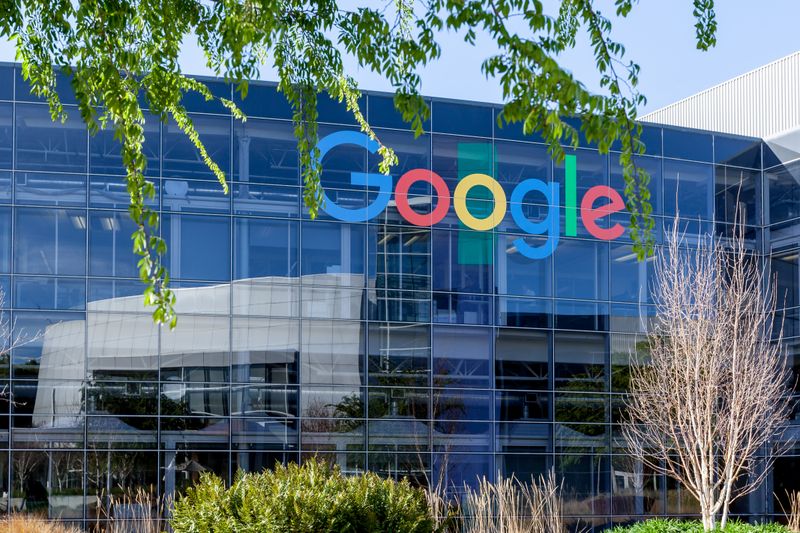 Zum 20. Jubiläum schaltet Google bei seinem Kartendienst Google Earth neue "historische Street-View-Aufnahmen" frei.