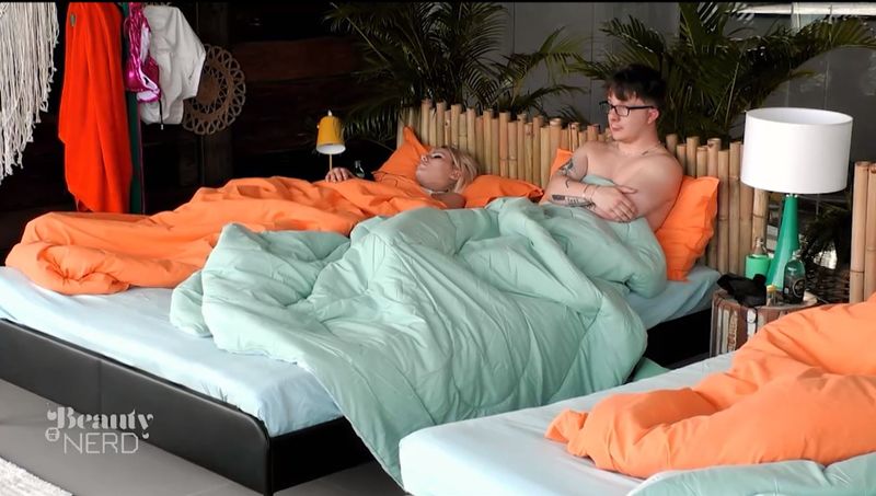 Die ProSieben-Show "Beauty & the Nerd" steckt für die Kandidatinnen und Kandidaten voller Premieren.